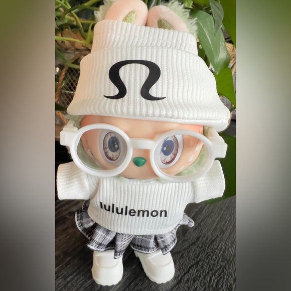5pc lululemon Labubu outfit doll not included - Picture 2 of 2